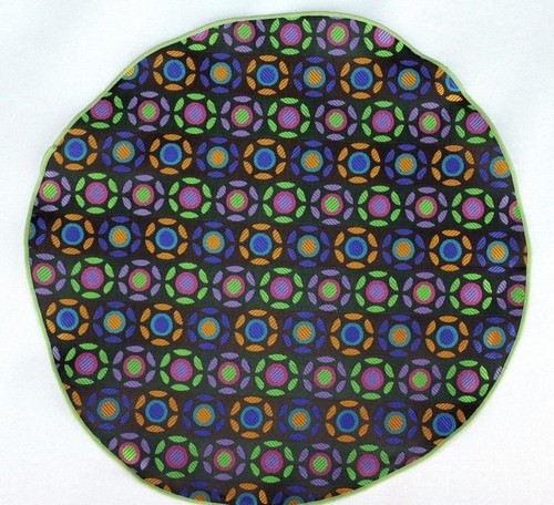 Fazzoletto Da Taschino Lord R Colton Masterworks, Seta Rossa Con Motivo Paisley, 10x10 Pollici