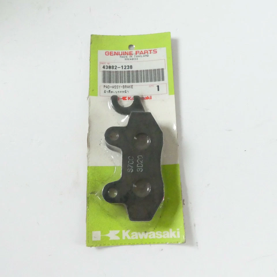 original Kawasaki ELIMINATOR 125 BN 125 Bremsbeläge Bremsklötze vorne 43082-1238 - Bild 1 von 3