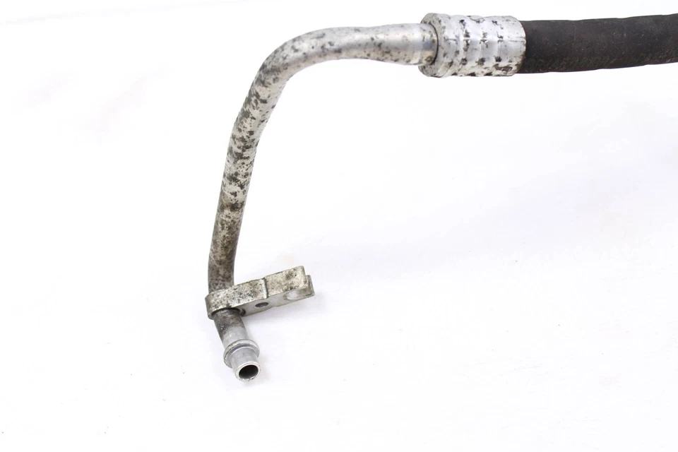 VW EUROVAN 2001-2002 2,8 L - MANGUERA DE AIRE ACONDICIONADO INFERIOR / LÍNEA / TUBO (alta presión) Foto 2 de 4