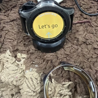 Samsung Galaxy Watch 46mm,Silver,Stainless Steel Case, Complete, Fully Working.