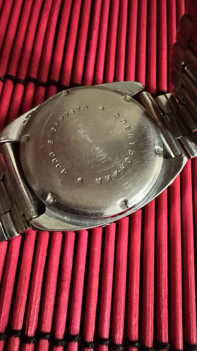 Watch Rare Soviet Elektronika 1 Red Pulsar Quartz USSR 1982