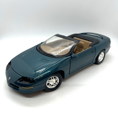mineo様　ERTL CHRYSLER・Chevrolet1/18 ✓ ERTL 1996 Chevrolet Camaro Z28 1:18 Scale Die Cast Collectors