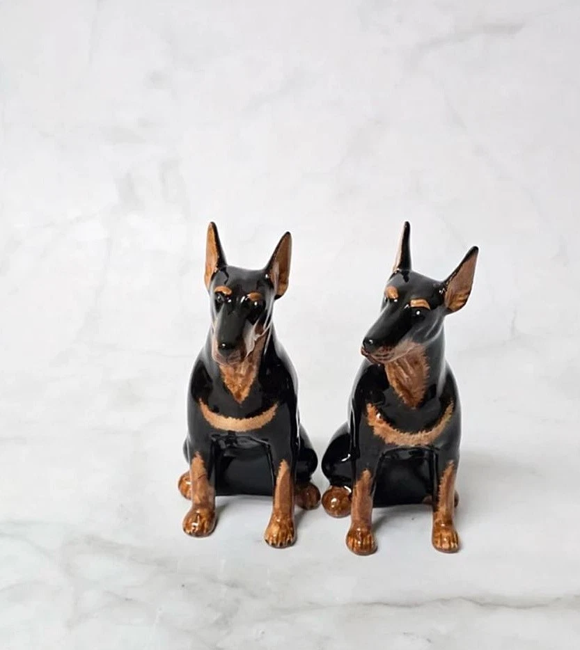 Set Doberman Dog Figurine Salt Pepper Shaker Ceramic Kitchenware Gift Home Decor