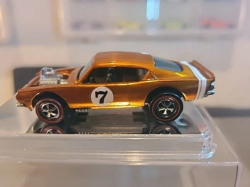 Near Mint Vintage Hot Wheels 1969 King Kuda Redline. Restored.