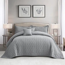 Oversized King Bedspread 128x120 Extra Wide Modern & Contemporary Look Lightwe
