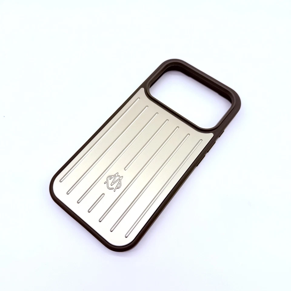 Authentic Rimowa Aluminum Case iPhone 17 Pro – Premium Protection - Image 4 of 4
