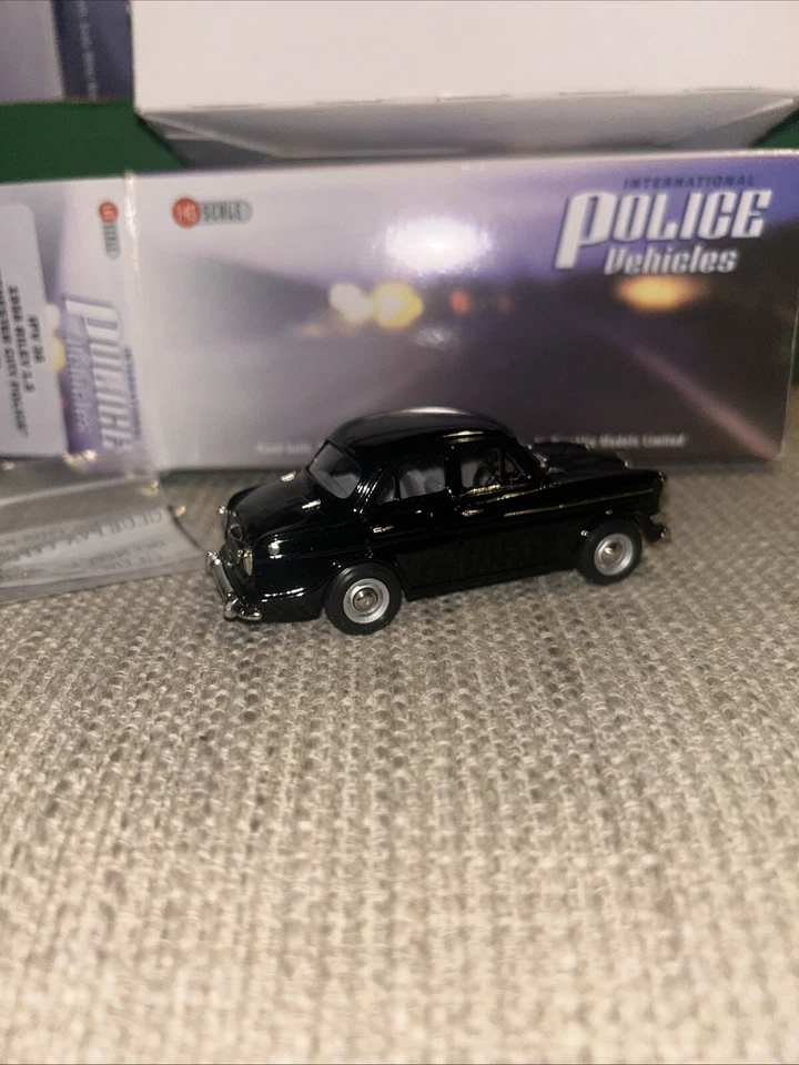 Brooklin Models 1/43 Scale IPV36 - 1958 Riley 1.5 Manchester Police - Black - Image 4 of 4