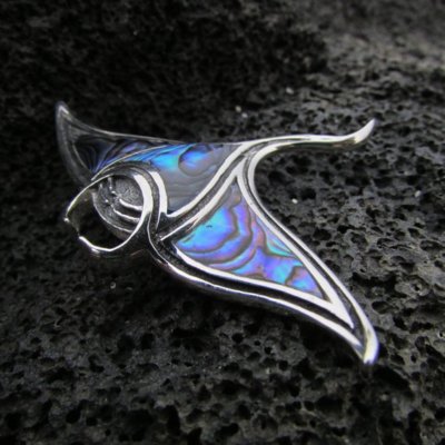 Manta Ray Necklace. Abalone Shell 
