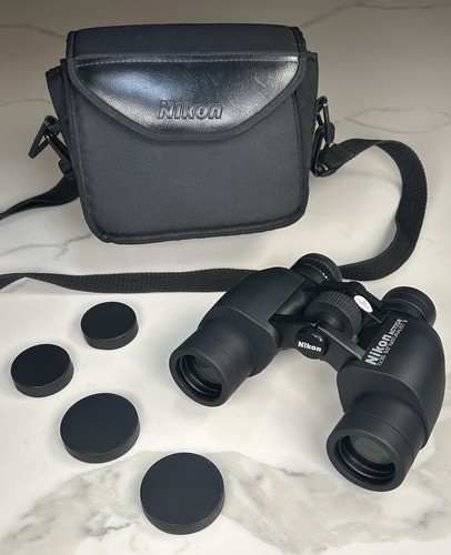 Nikon Action 7x35 8.6° Naturalist III Binoculars w/ Case & Lens Caps (Very Nice)