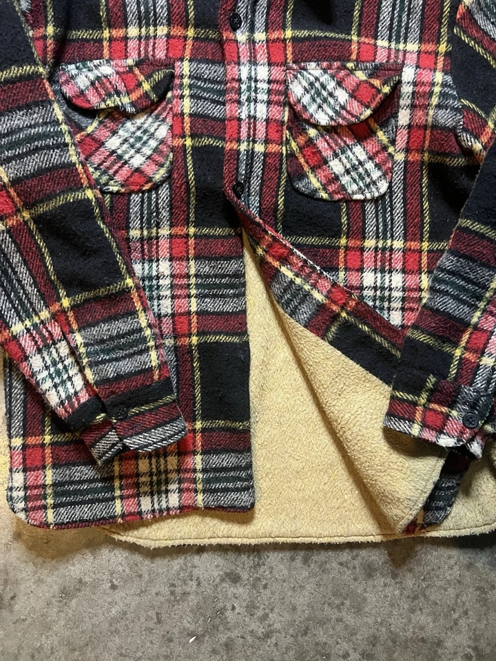 Men's Vintage 70s CPO Board Shirt Italy Wool Heavy Flannel, Plaid, Medium - Image 3 of 4
