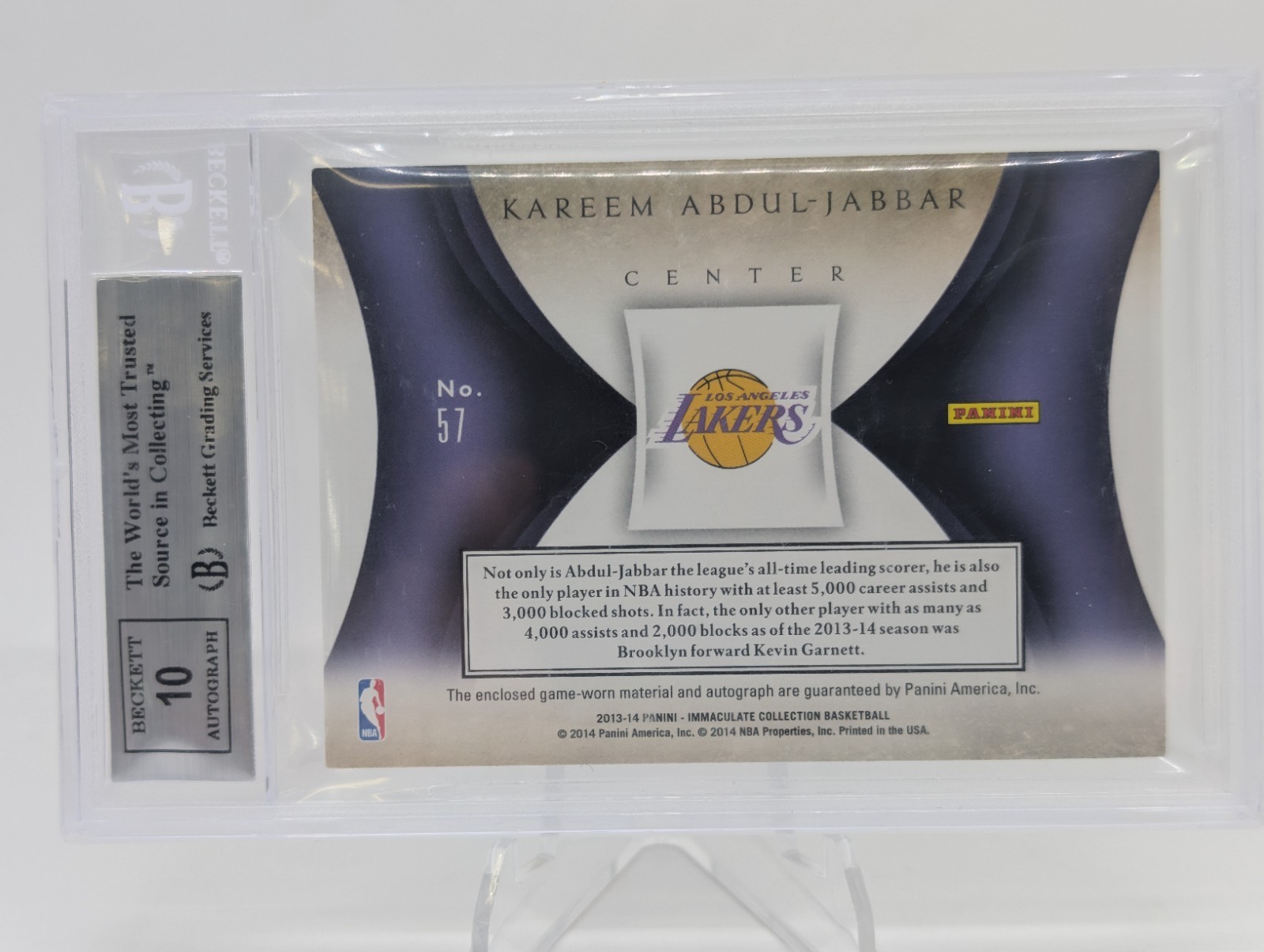 Kareem Abdul-Jabbar 2013 Panini Immaculate Game-Worn Patch Auto 11/25 Beckett 9 view 3