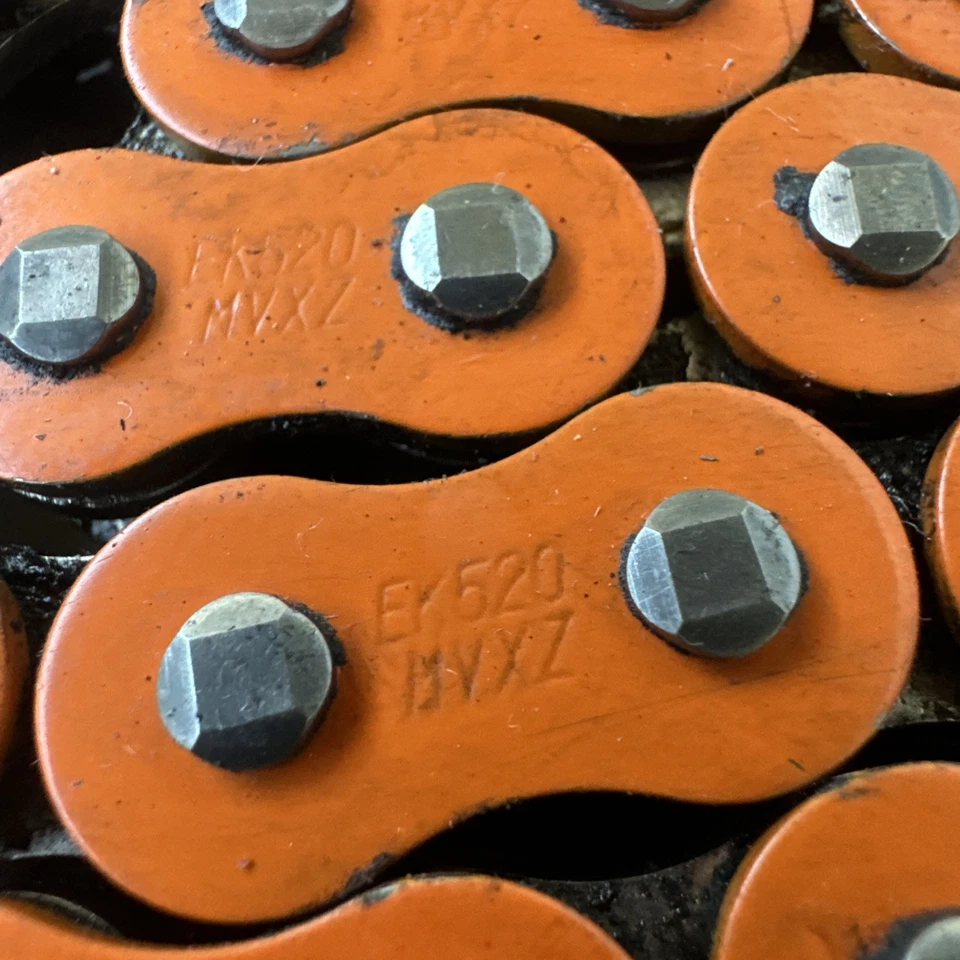 Piñón de cadena KTM 690 SMC Supersprox Stealth 42T EK MVXZ 520 Foto 2 de 4