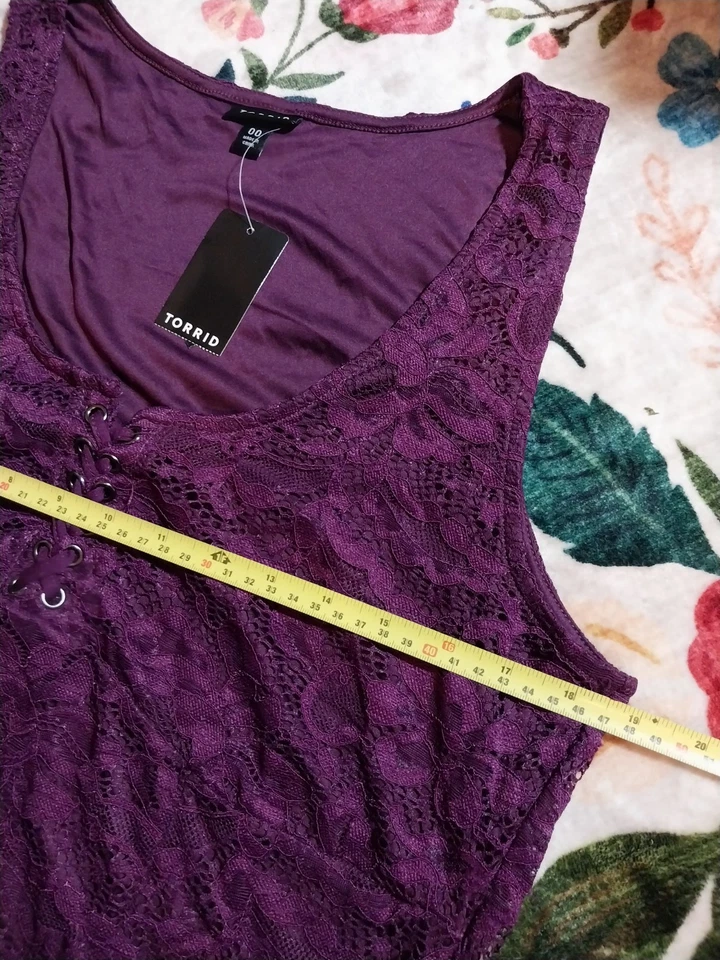 TORRID женщин размер 00 M/L кружевной корсет казалось шнурует вверх боди без рукавов фиолетовый - Изображение 4 из 4