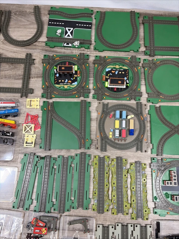 2004 2005 Basic Fun XTS sistema de trem expansível rastreia carros - mais de 50 peças - Imagem 3 de 4