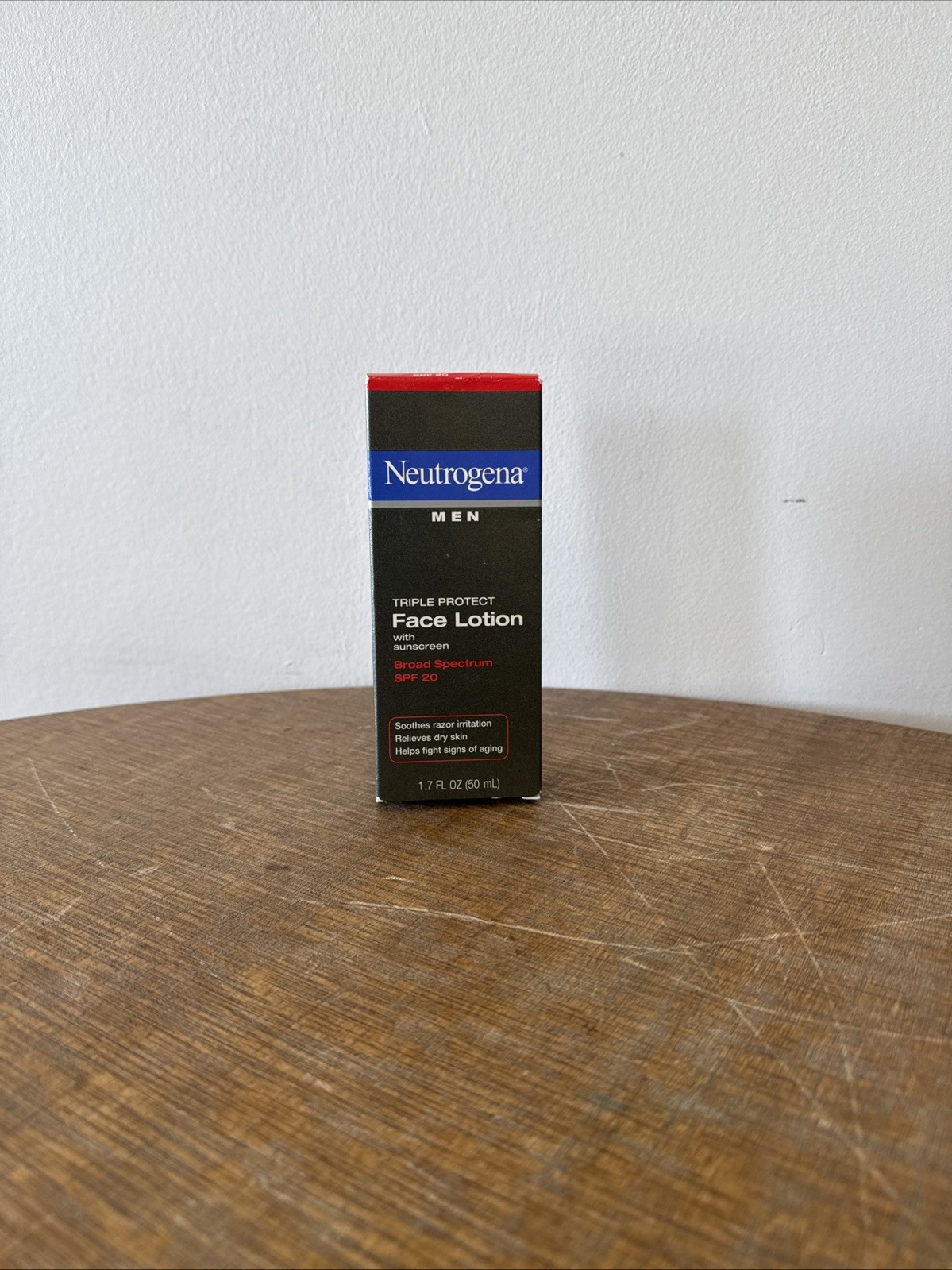 Neutrogena Men's Triple Protect Face Lotion SPF 20 Sunscreen Expired 2024