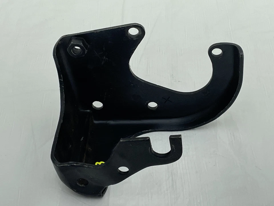 Mustang 302 351 V8 1971 1972 1973 soporte de bomba de dirección asistida Mercury Cougar Foto 4 de 4