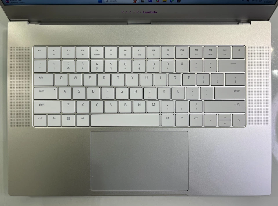Razer Lambda RZ09-0421NEL9: i7-12800H 32GB DDR5 512GB SSD RTX 3070 Ti *READ - Image 2 of 4