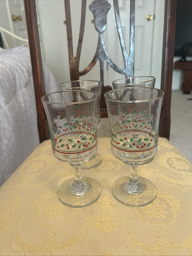 Vtg ARBY’S 1986 CHRISTMAS COLLECTION, HOLLY BERRY STEMWARE COMPLETE SET OF 4