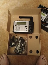 Midland Base Camp Radio XT511 22 Channel 2-Way AM/FM Crank Power NOAA