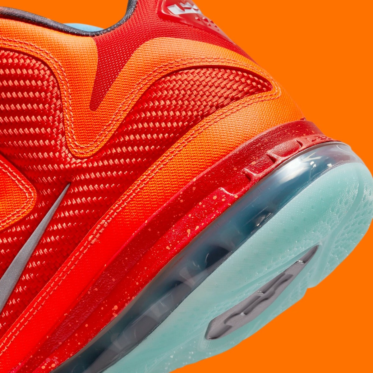 2022 Nike LeBron 9 Big Bang Orange Glow in Dark Size 11.5 