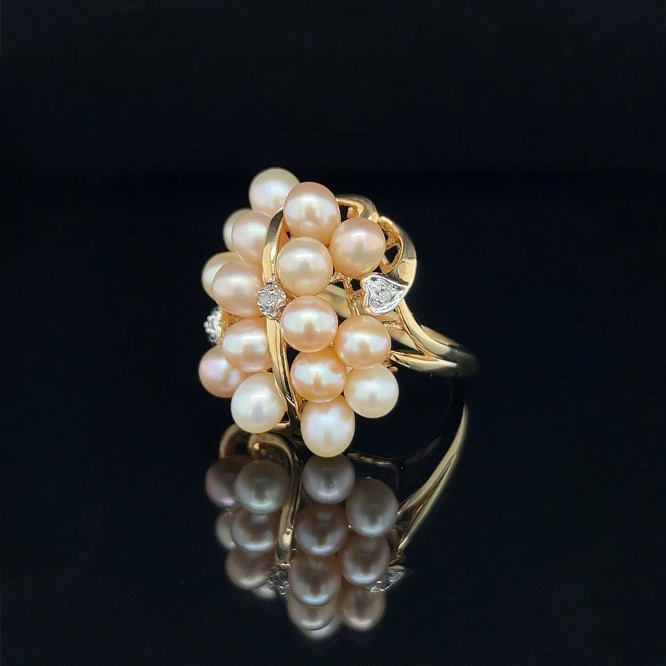 Retro 10K Two-Tone Gold Cultured Pearl Cluster Natural Diamond Cocktail Ring - Image 3 of 4