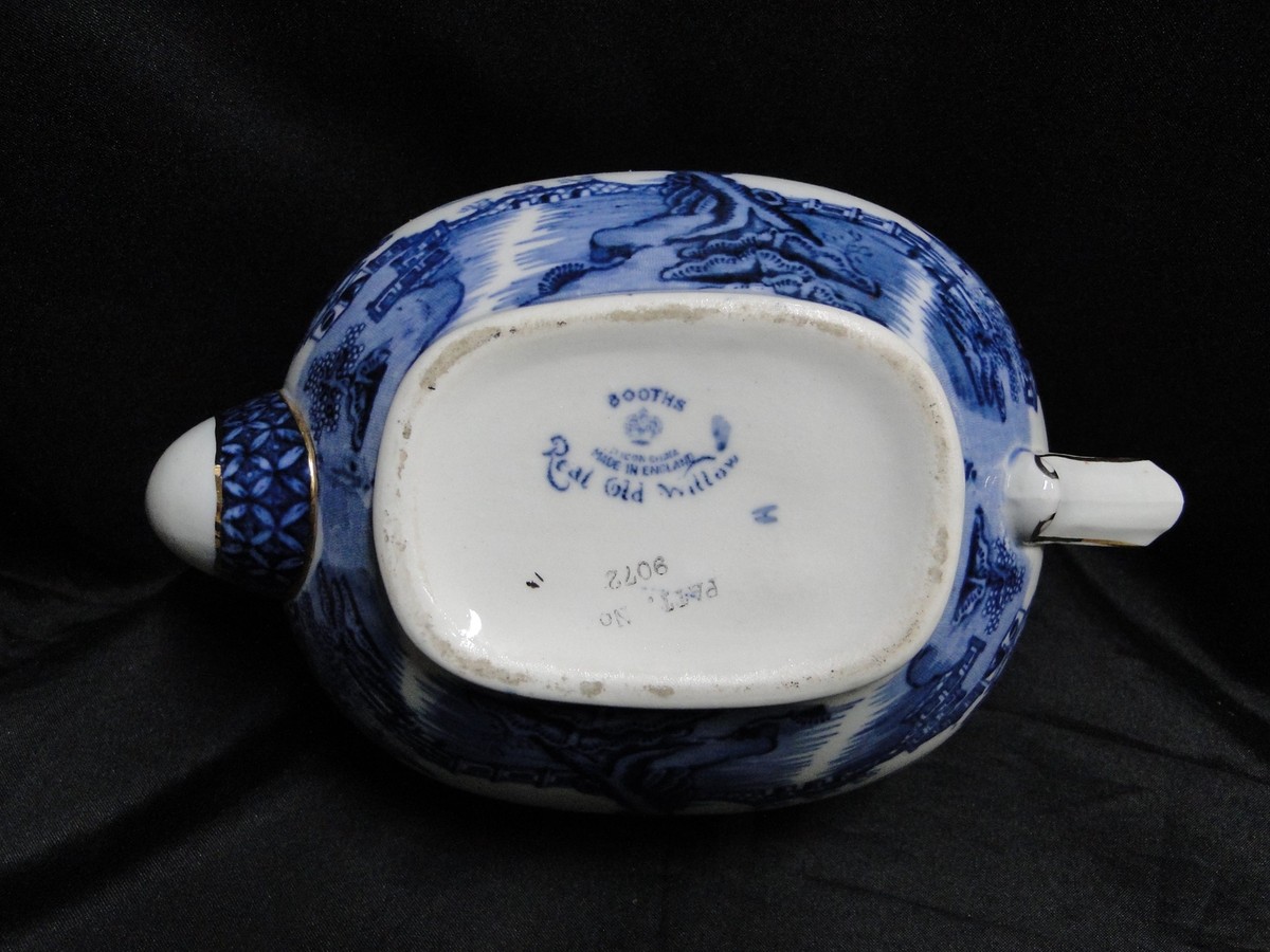 Booths Real Old Willow Blue, Gold Trim: Teapot & Lid, 5 1/2
