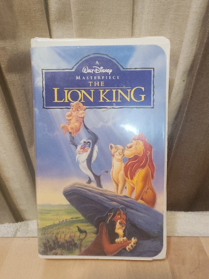 Disney LOT of 5 (VHS Vintage Clamshell) Lion King Snow White Sleeping Beauty +2 - Image 3 of 4
