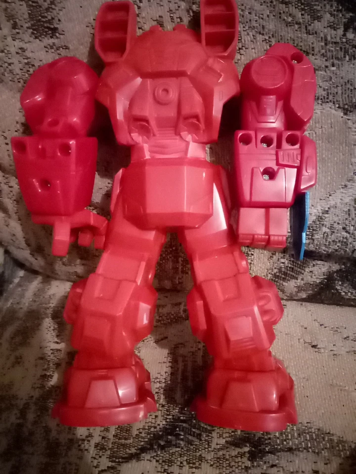 Marvel Avengers Mech Strike Iron Man con traje. ¡Se ve muy bien!! Foto 2 de 4