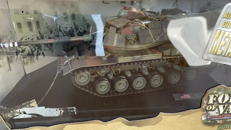 M60A1 PATTON TANK U.S.MARINES KUWAIT 1991 - FORCES OF VALOR 1/32 rare camo - Image 4 of 4