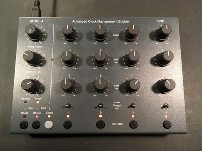 ACME-4, Advanced Clock Management Engine, von SND, MIDI Clock Shifter, Netzteil