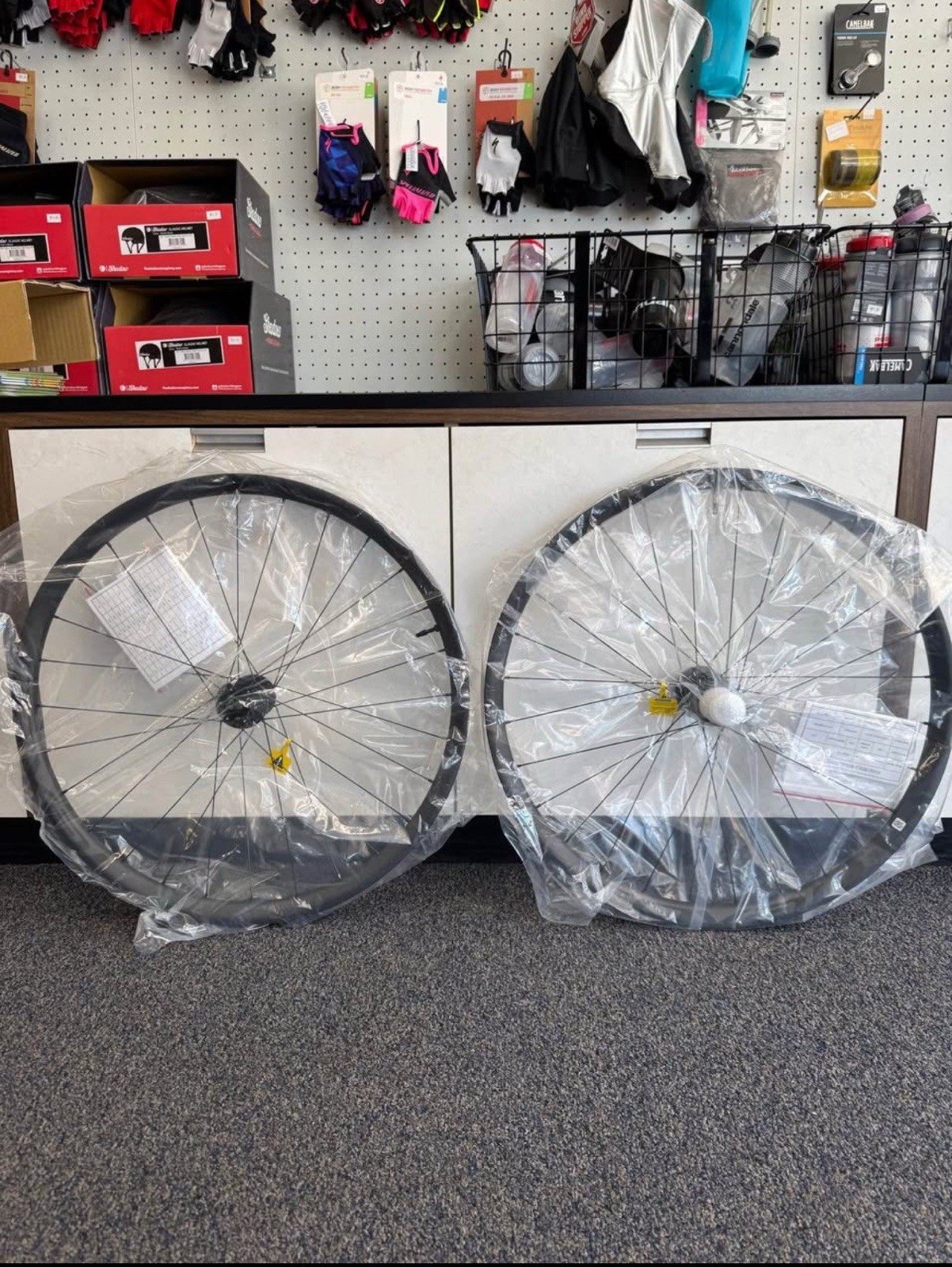148in Wheel NEW Roval Traverse Carbon 148 Wheel Set