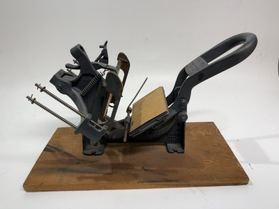Kelsey Excelsior Cast Iron Tabletop Printing Press 3x5 Letter Press model N