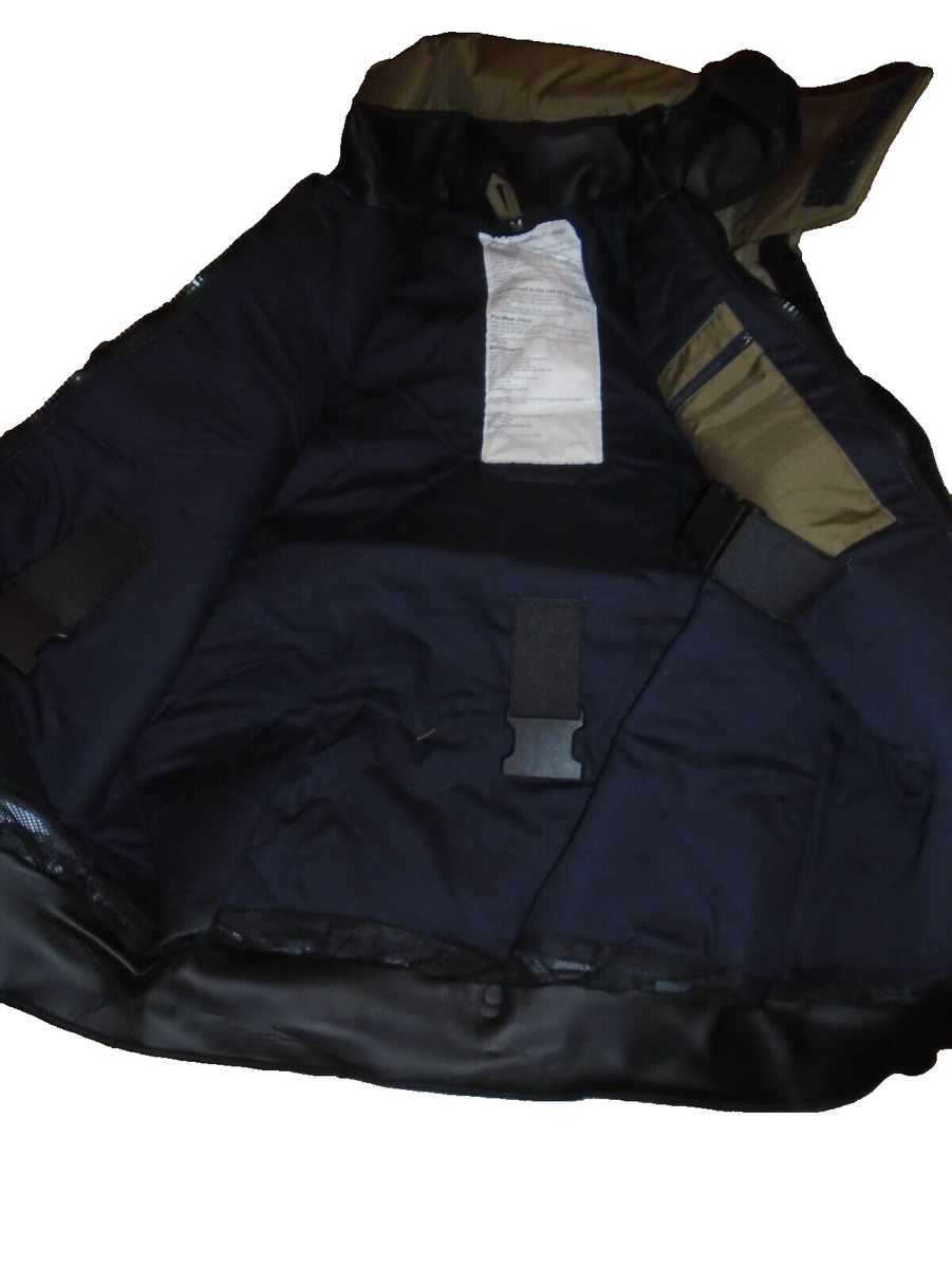 ROYAL NAVY UPPER DECK CREW SUIT JACKET SIZE LARGE CHEST ROYAL NAVY UPPER DECK CREW SUIT JACKET SIZE LARGE CHEST
