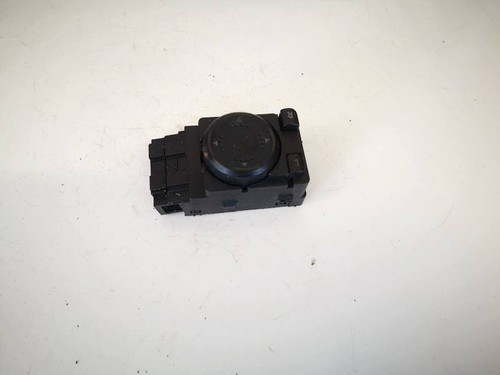Volkswagen Golf 1998 Wing mirror control switch (Exterior Mirror S #2093893-45