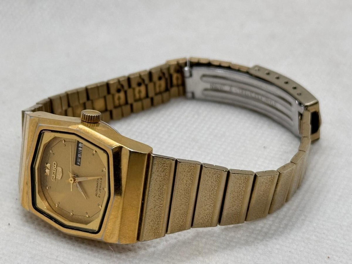 ラケール/SEIKOファイブ　ゴールド　4207-00X0 SEIKO - ラケール様専用/SEIKOファイブ ゴールド 4207-00X0 の通販 by