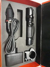  SWISS ARMS - Torcia tattica-Luce verde -ricaricabile