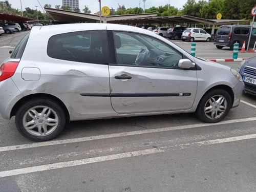 8200688390 Radiador Agua para RENAULT CLIO III Confort Dynamique 2006 393489 - Imagen 5 de 9