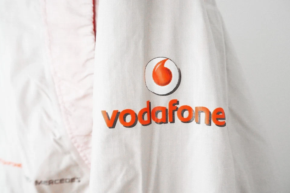 Chaqueta De Colección Vodafone McLaren Mercedes Fórmula 1 Cremallera Completa Años 90 Talla XL F1 Team Foto 4 de 4