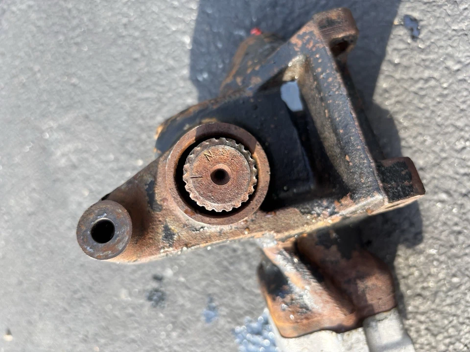 1991-1995 BMW E34 525i Caixa de direção hidráulica e eixo de direção - Imagem 4 de 4