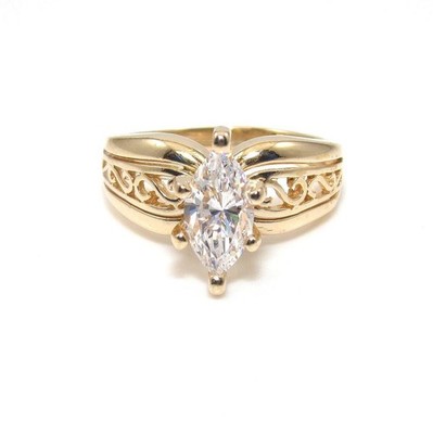 14K Yellow Gold Diamonique DQ CZ Wedding Engagement Ring Size 5.75