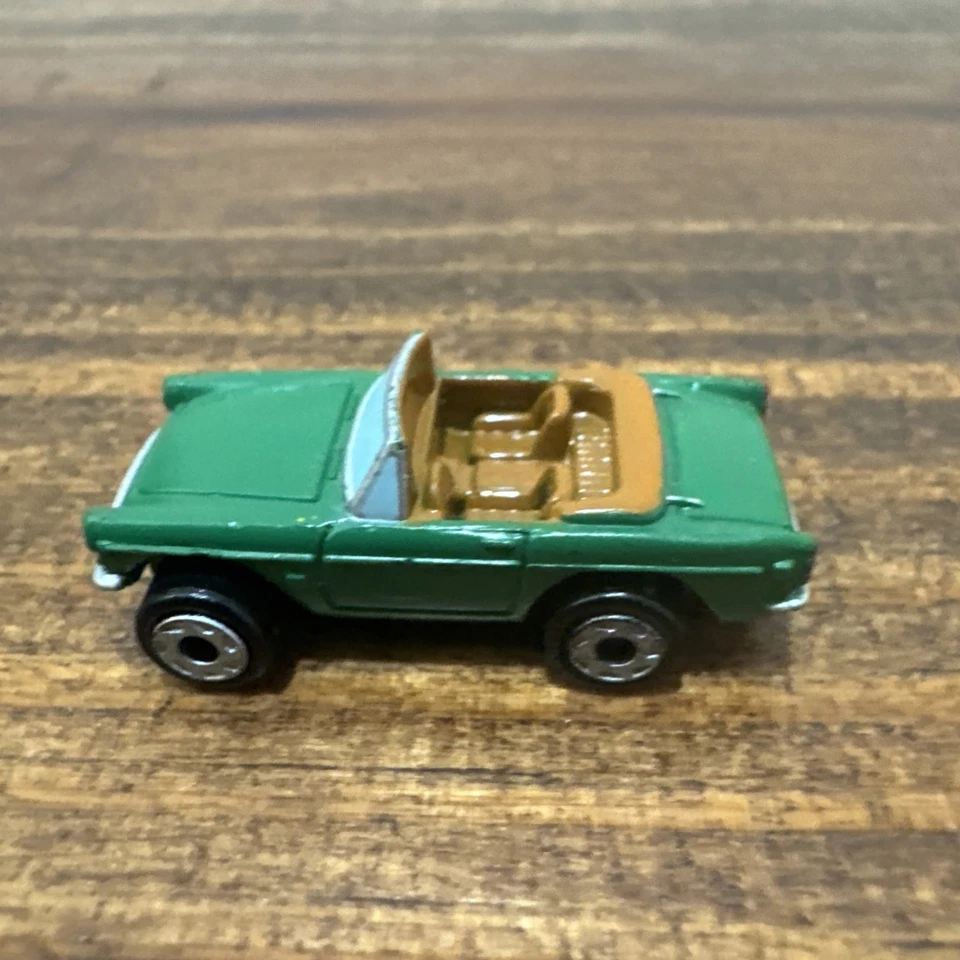 Vintage Micro Machines Sunbeam Alpine Tiger Car Green Tan Seats 1996 LGTI - Image 4 of 4