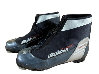 Alpina ST10 Nordic Cross Country Ski Boots Size EU39 US7 for NNN 3031