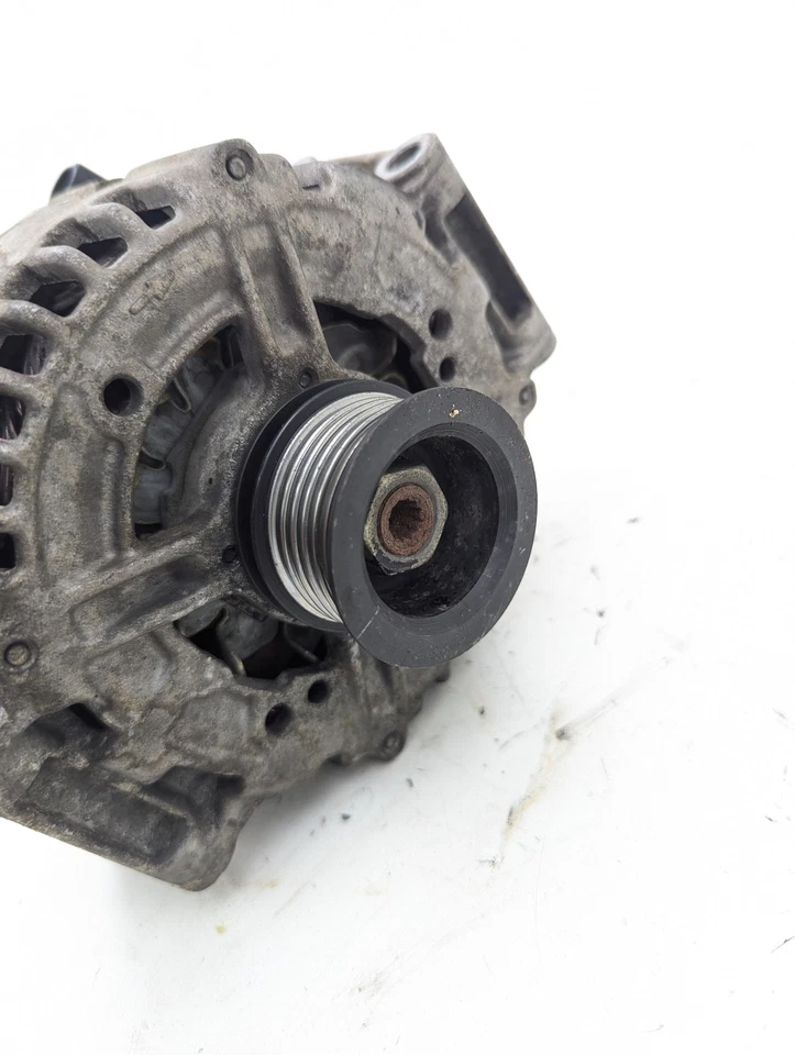 07-11 Mercedes W212 E350 CLS350 180 AMP Alternador Generador 0131545602 Foto 3 de 4