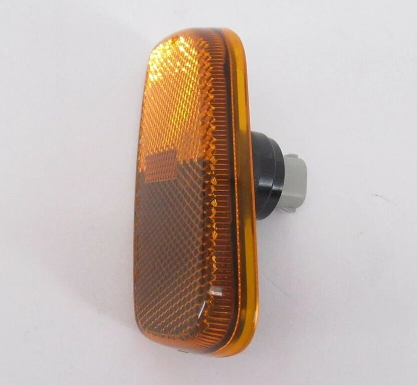 Genuine OEM Mazda NE55-51-5E0A Right Front Side Marker Lamp 2006-2008 MX-5 Miata - Image 3 of 4