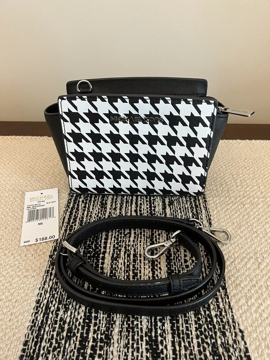 Michael Kors Selma Mini Messenger Crossbody Black