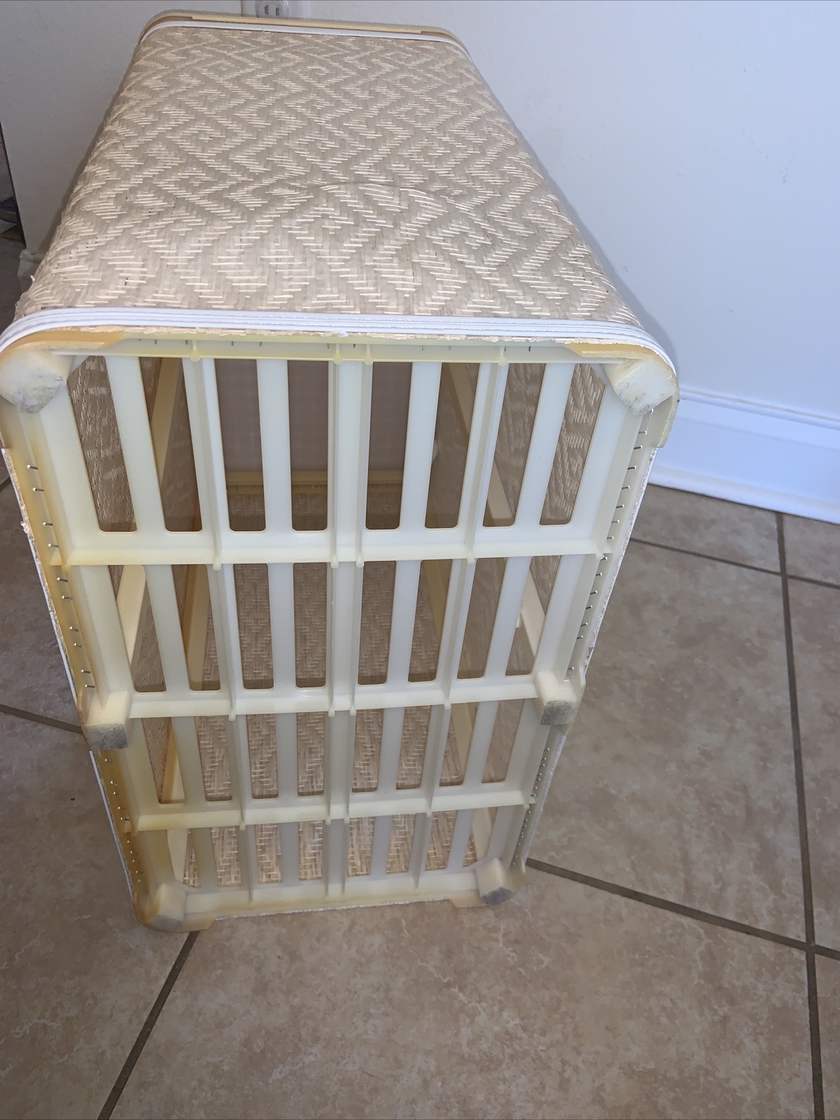 VINTAGE Wicker Hamper by Burlington Basket Company, MCM Hamper, 22.5x20