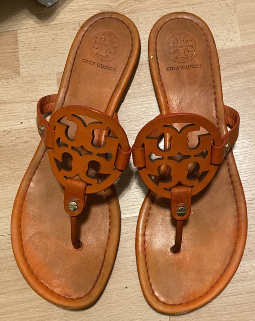 orange sandals size 8
