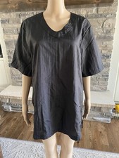 Top Performance Size L Women's Black Short Sleeve Vet/ Grooming Top - 026