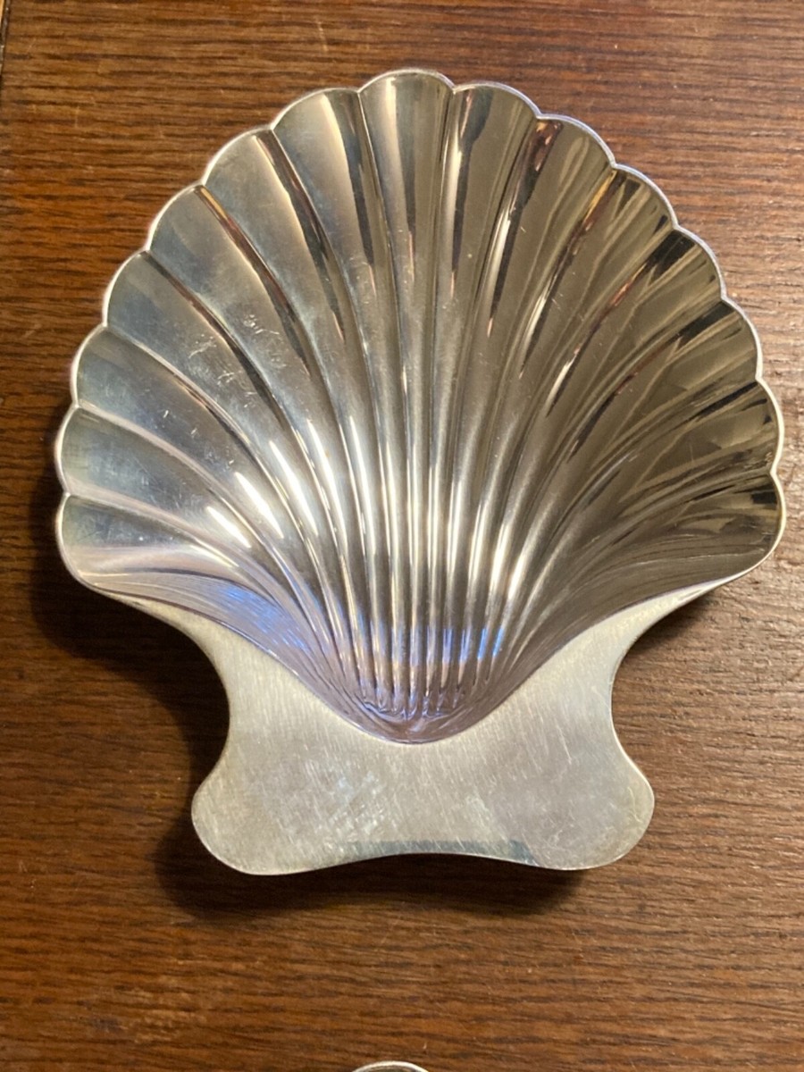 Sterling TIFFANY & CO 133 gram - Shell Shaped Dish # 22478 no mono