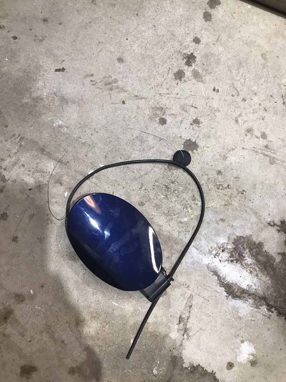2015 MASERATI GHIBLI S Q4 FUEL FILLER GAS TANK DOOR LID COVER OEM  Blue Color